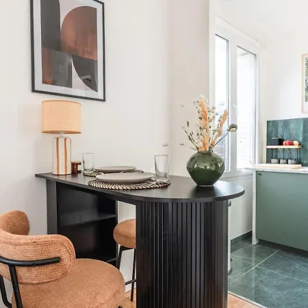 Apartment Under A Mobility Lease-luxembourg Paris